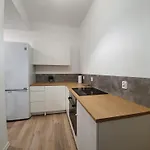 Pokoje w centrum Gdyni SW 78