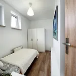 Pokoje w centrum Gdyni SW 78